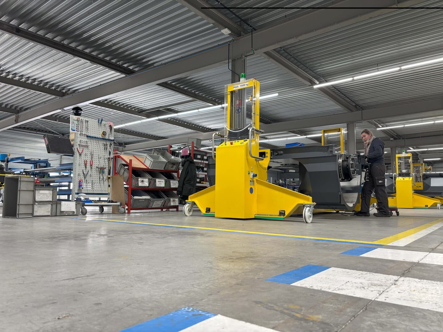 VDL-Human_Workspace_IMG_3085 image Automotive