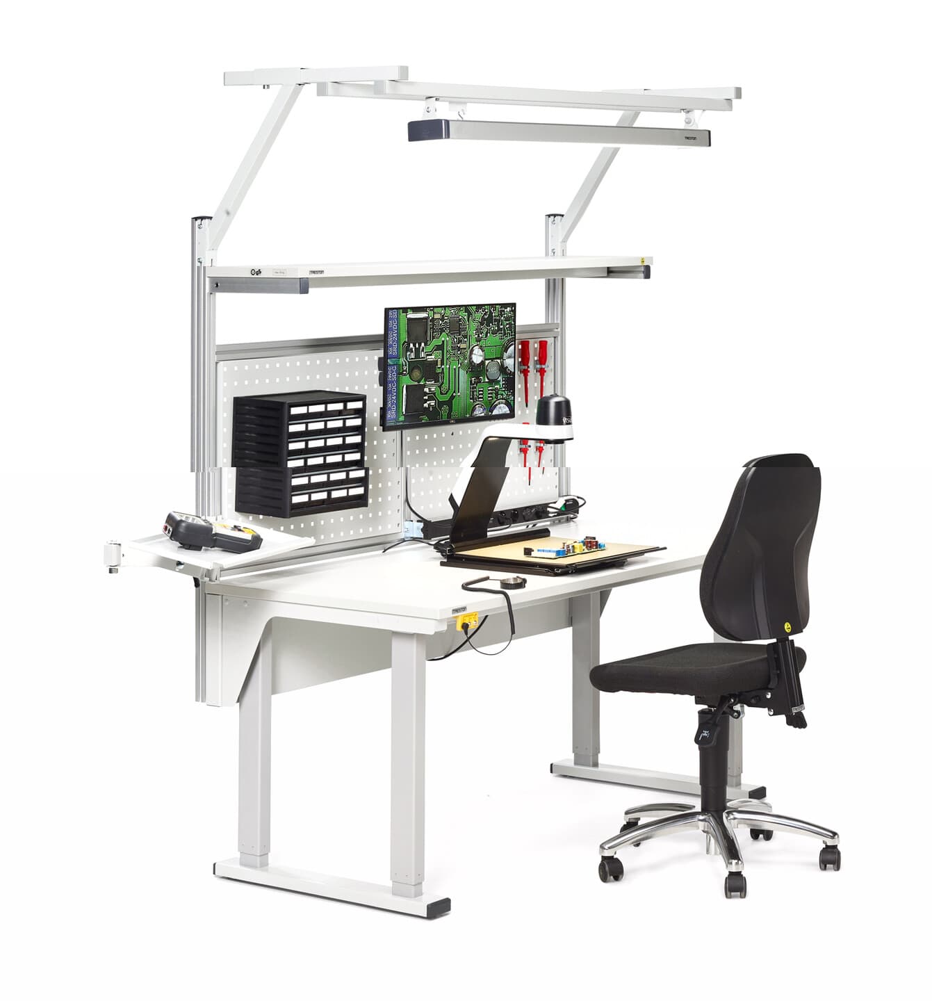 Treston_QuatreX_workstation_with_aluminium_upright_accessories_3_low image Treston QuatreX workstation with aluminium upright accessories 3 low